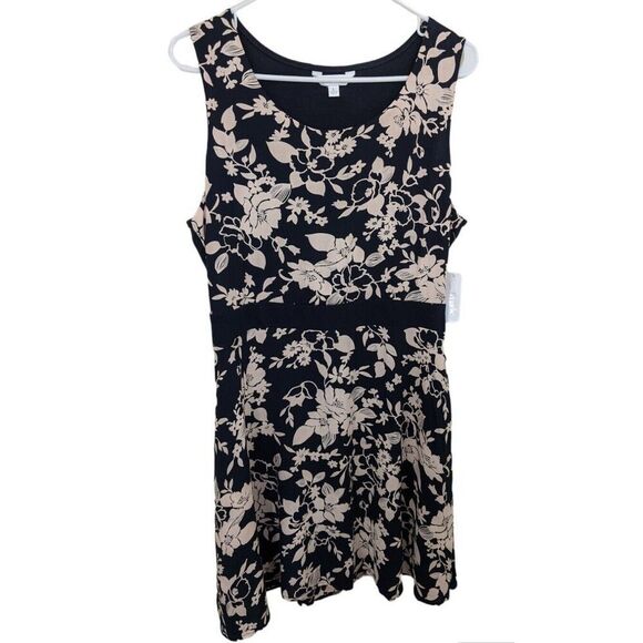 Charming Charlie Cut Out Back Floral Winter Blooms Mini Dress Size Large - Picture 1 of 10